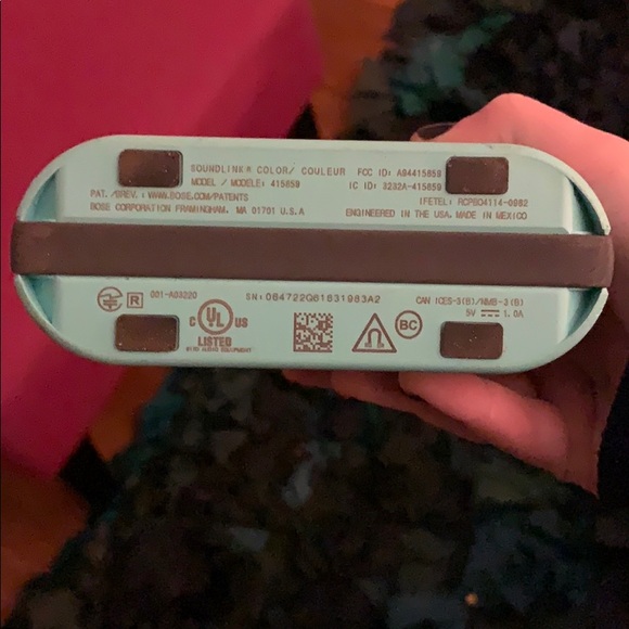 Bose Soundlink Color Bluetooth Speaker - Picture 3 of 3